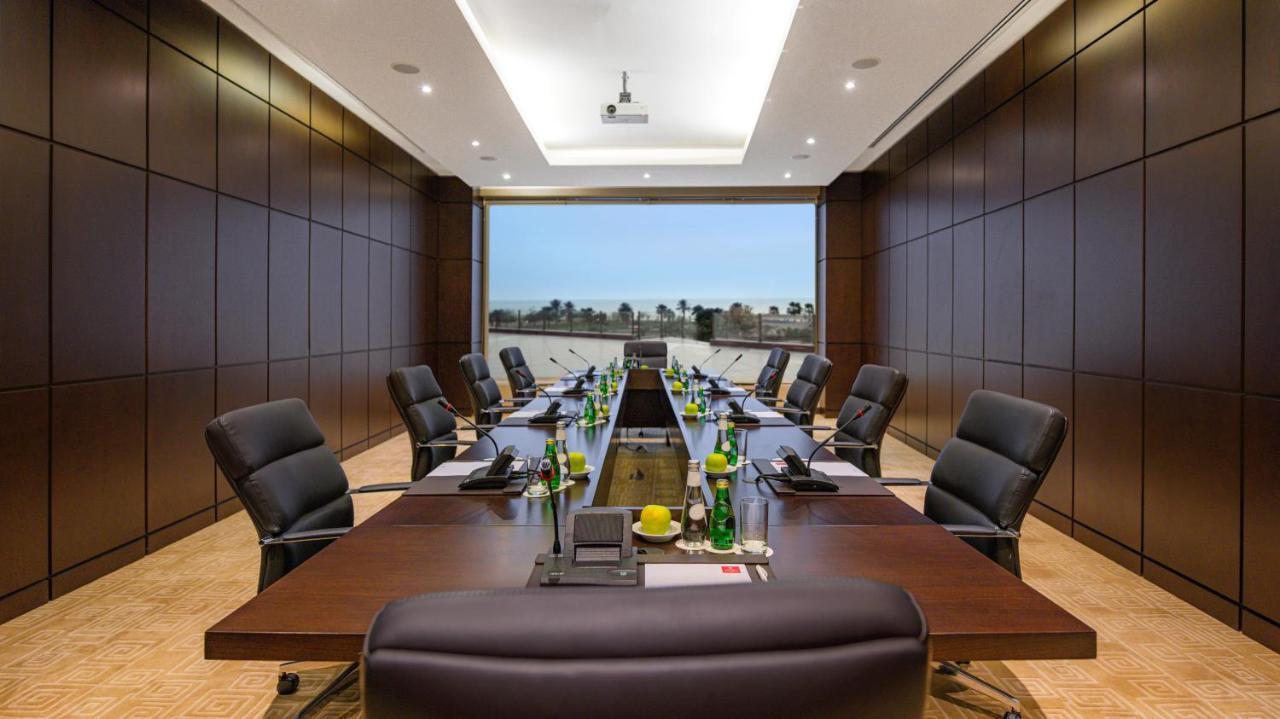 Hotel Grand Millennium Gizan à Jizan Extérieur photo Boardroom at the InterContinental London The O2