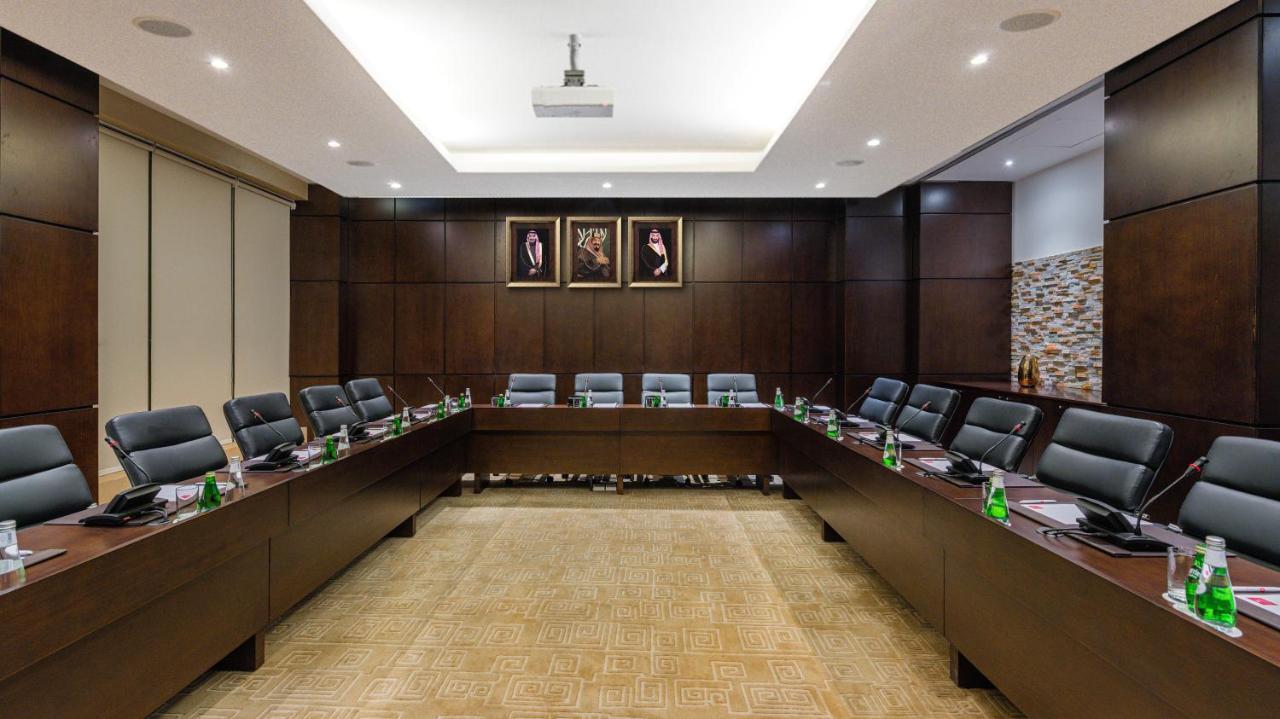 Hotel Grand Millennium Gizan à Jizan Extérieur photo Meeting room