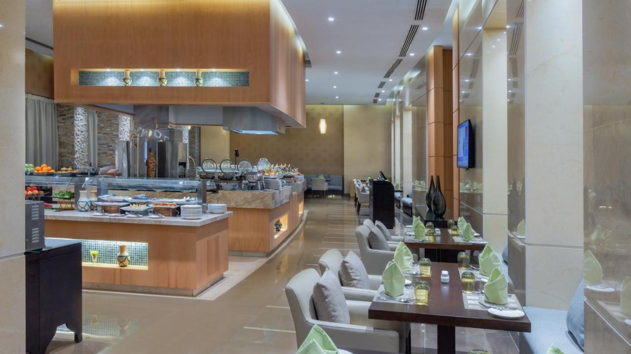 Hotel Grand Millennium Gizan à Jizan Extérieur photo The restaurant
